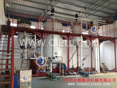 胡麻油好嗎? 生產(chǎn)胡麻油的榨油設備 胡麻油生產(chǎn)成套油脂設備(圖2) 胡麻油好嗎? 生產(chǎn)胡麻油的榨油設備 胡麻油生產(chǎn)成套油脂設備(圖2)